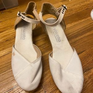 White viscata espadrille sandals size 8